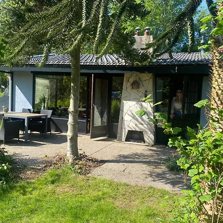 Natuurhuisje Eartswoud Holiday home *